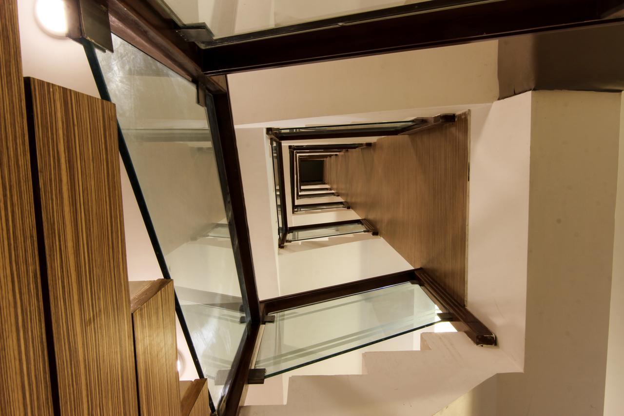 Golden Chariot The Boutique Hotel Mumbai Ngoại thất bức ảnh
