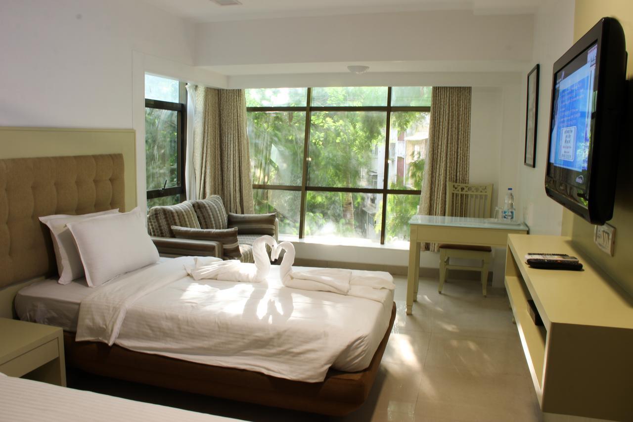 Golden Chariot The Boutique Hotel Mumbai Ngoại thất bức ảnh